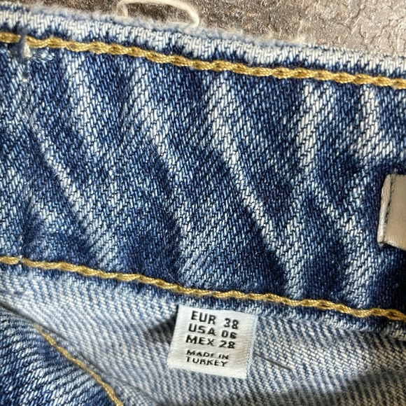 ZARA denim embroidered shorts - Picture 5 of 6